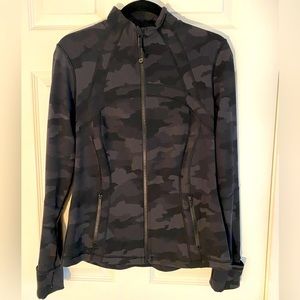 Lululemon define jacket size 10 black camo